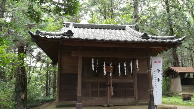 金子神社社殿